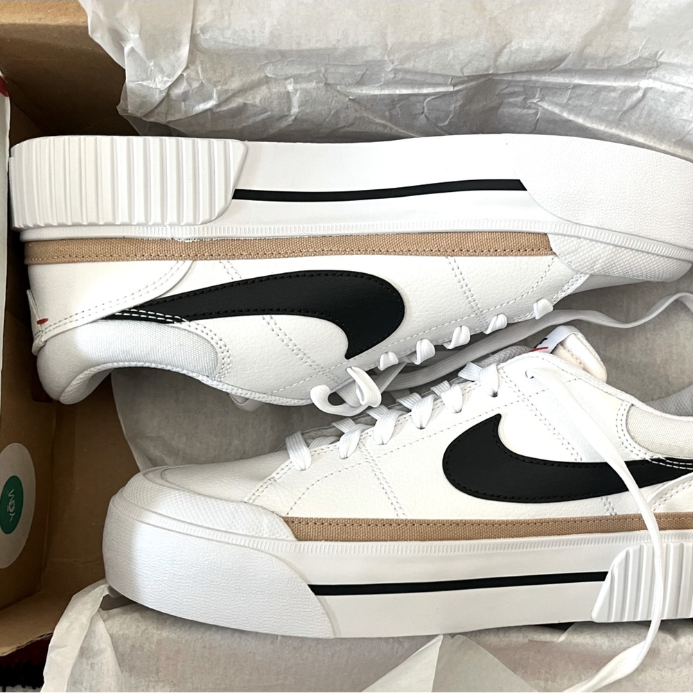 Nike Court Legacy Lift